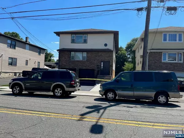 388 Garibaldi AVE, Lodi, NJ 07644