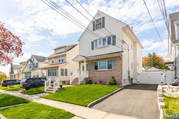 Lyndhurst, NJ 07071,636 Teneyck AVE