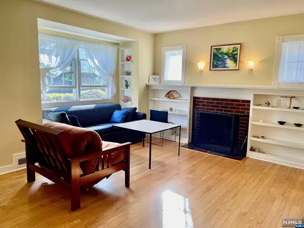 Demarest, NJ 07627,150 County RD