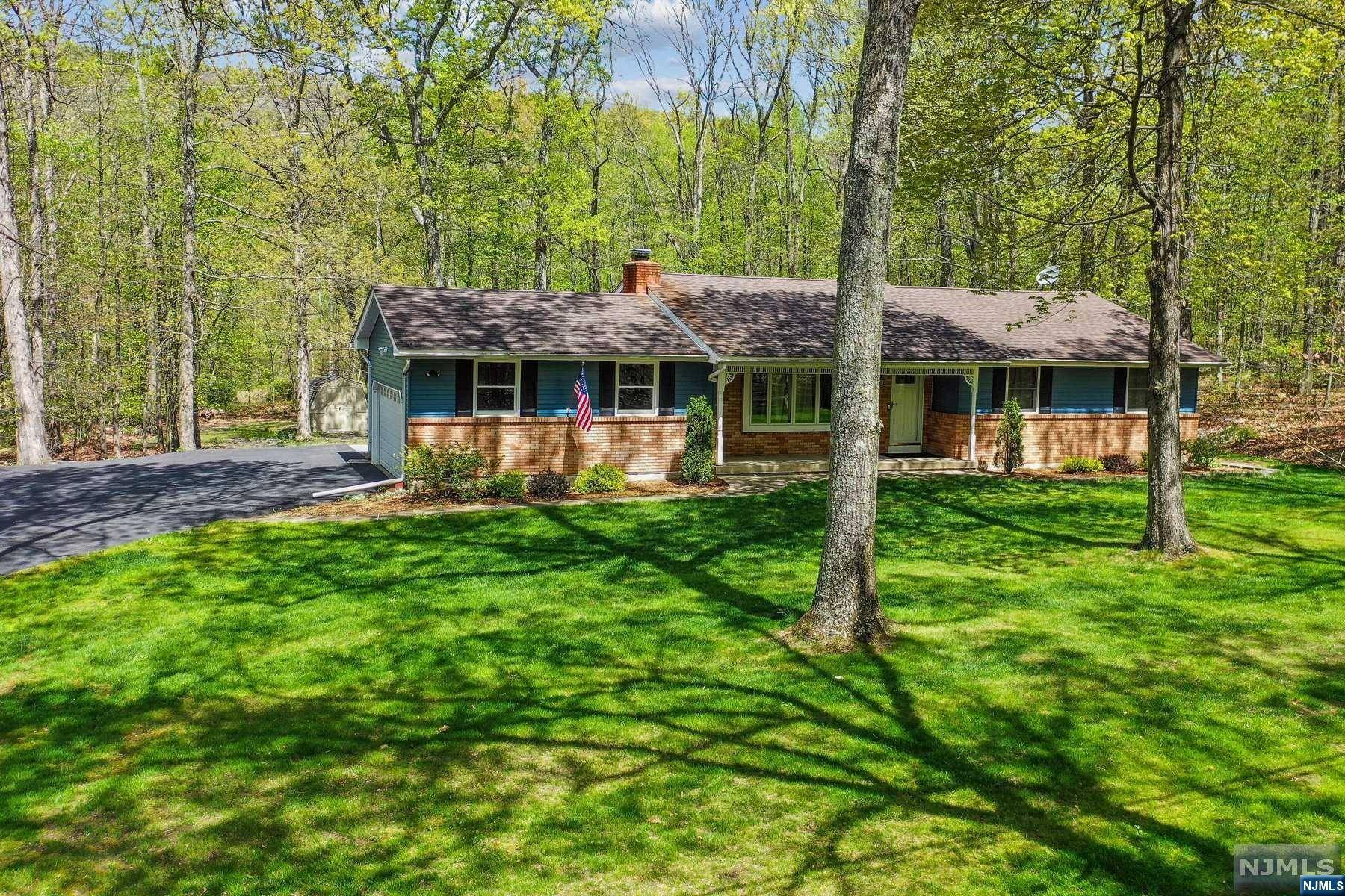 Blairstown, NJ 07825,148 Gaisler RD