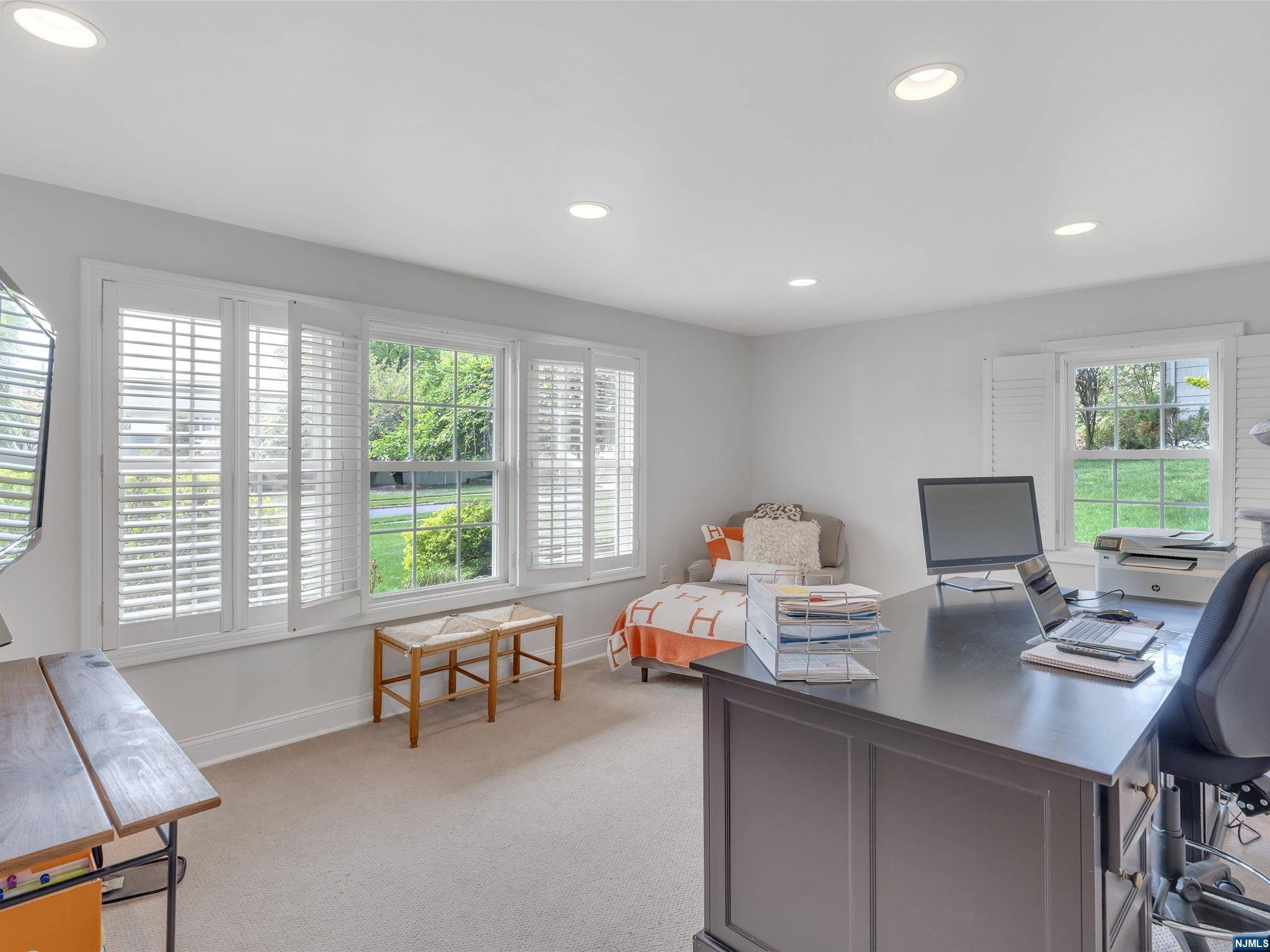 Oradell, NJ 07649,194 Prospect AVE