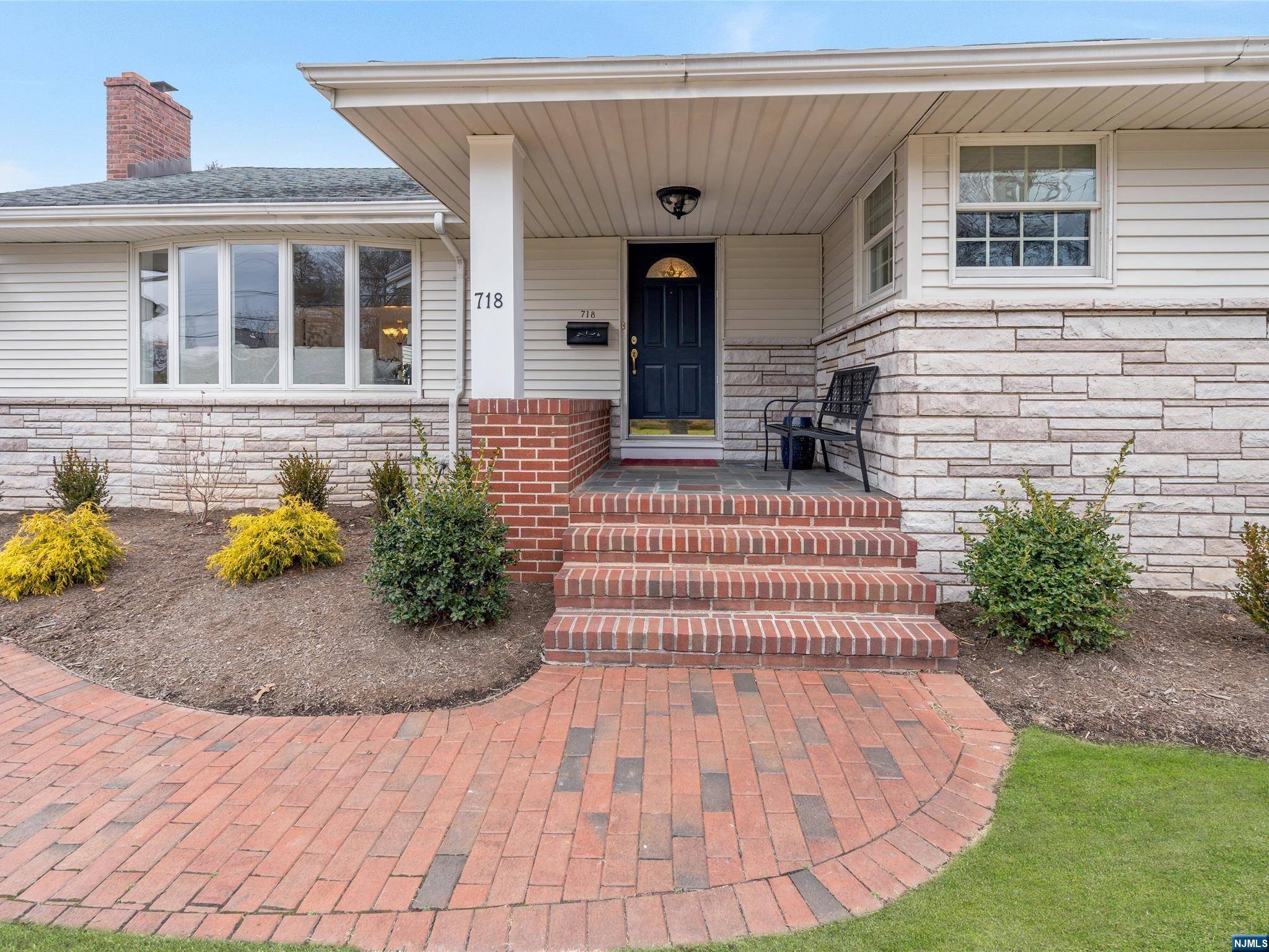 Oradell, NJ 07649,718 Neill CT