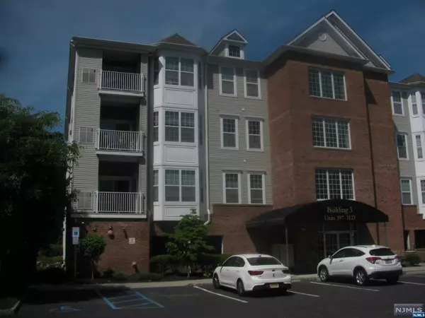 Elmwood Park, NJ 07407,3100 Cory LN