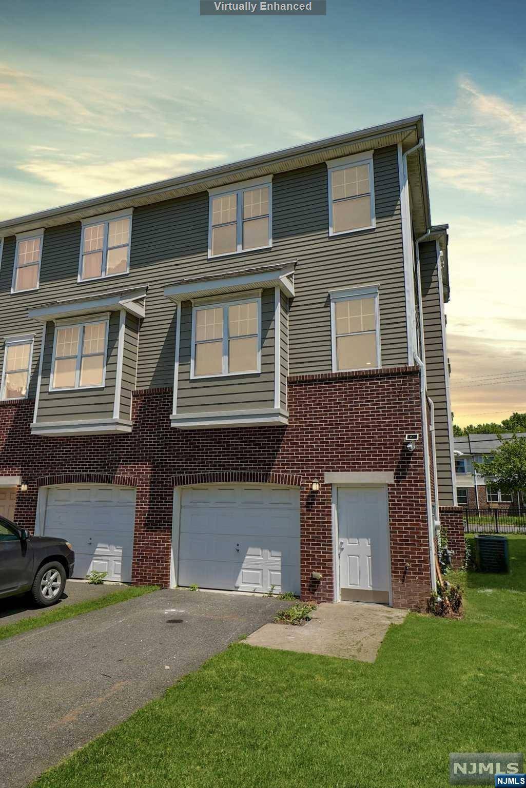 Newark, NJ 07103,181 Court ST
