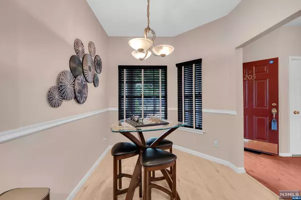 Pompton Lakes, NJ 07442,205 Ridge DR