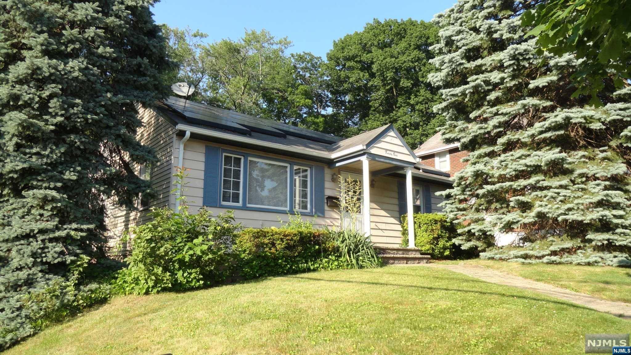21 Preston ST, Bogota, NJ 07603