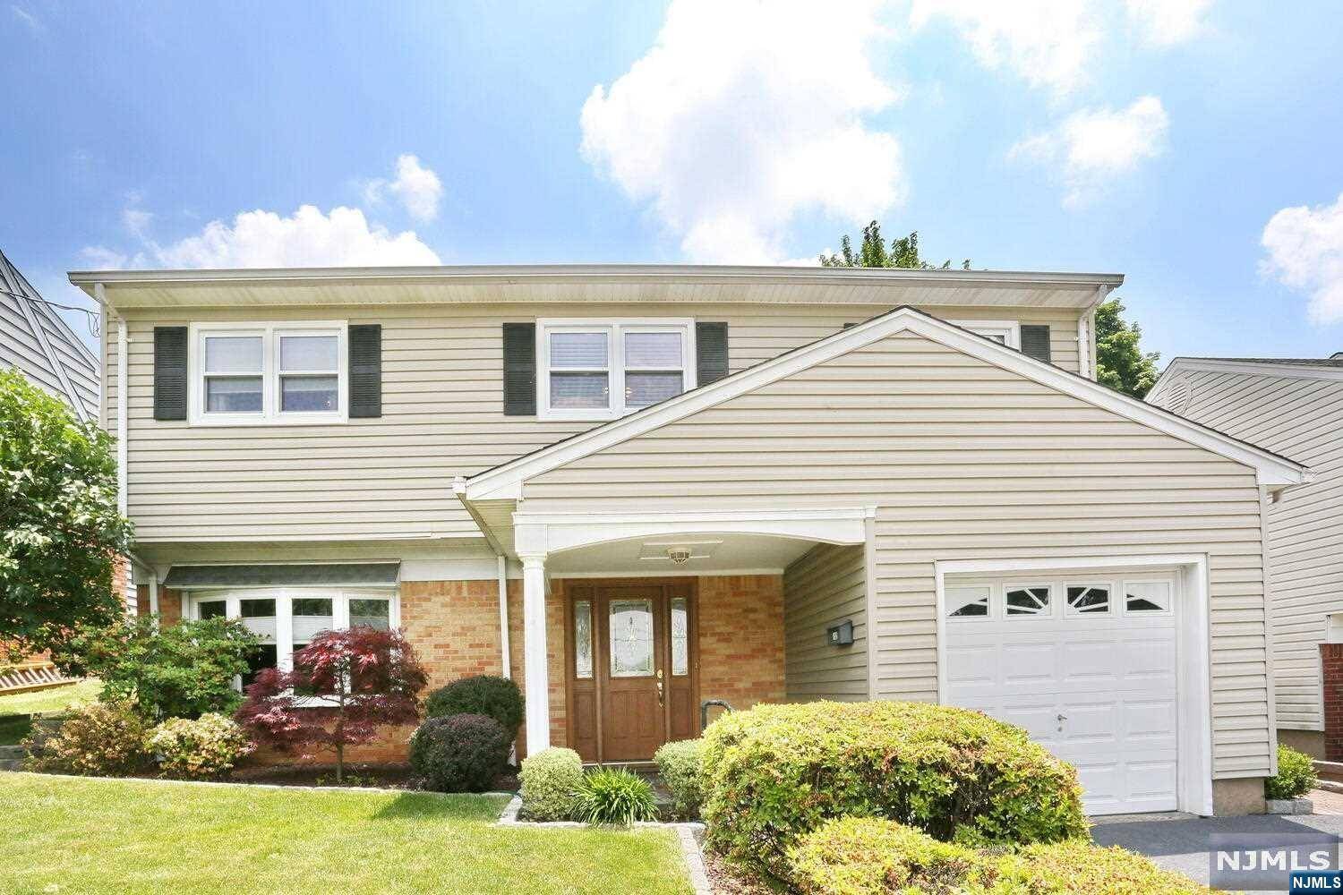 152 13th ST, Wood Ridge, NJ 07075
