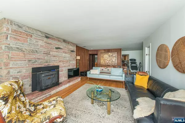 Montville Township, NJ 07058,326 Changebridge RD