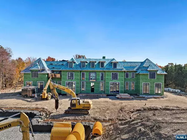 Alpine, NJ 07620,8 Stone Tower DR