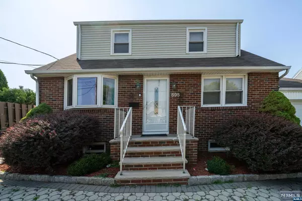 Secaucus, NJ 07094,695 4th ST