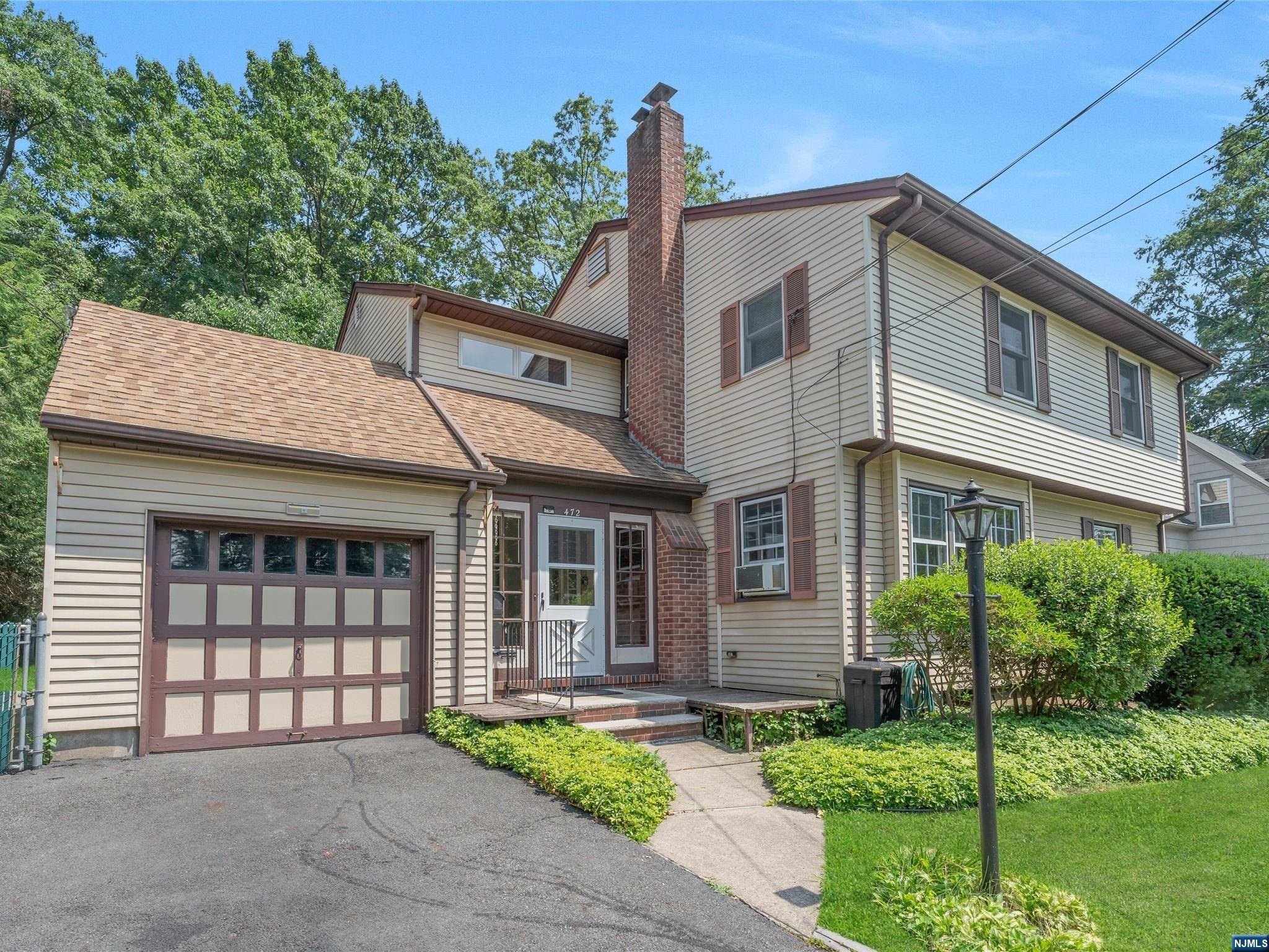 472 Grove ST, Oradell, NJ 07649