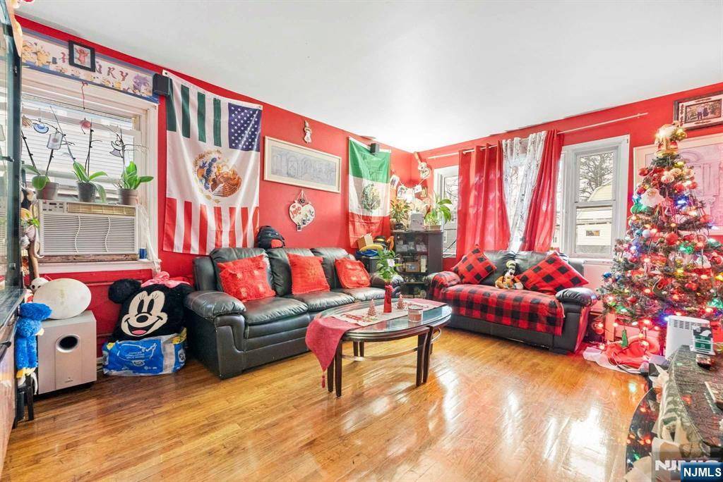 Elizabeth, NJ 07202,17-21 Hayes AVE