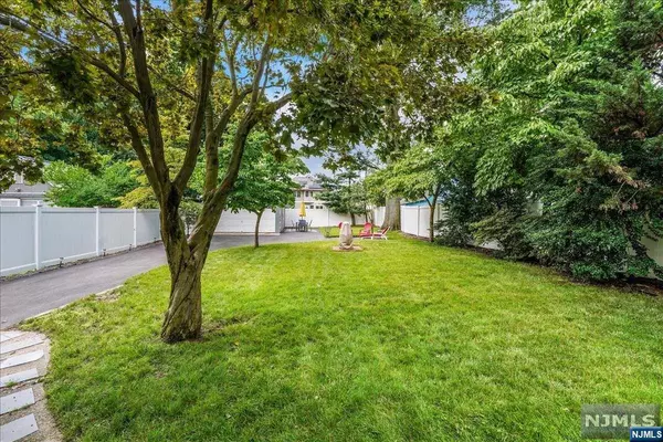 Bogota, NJ 07603,436 Elm AVE