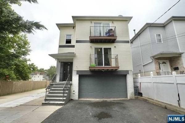 64-66 Montclair AVE, Newark, NJ 07104