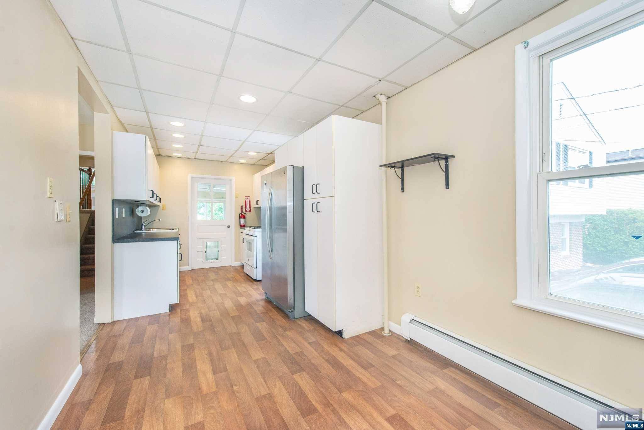 Fair Lawn, NJ 07410,12-68 3rd ST
