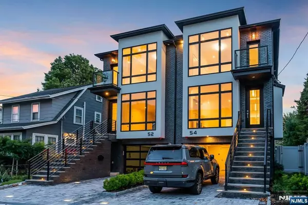 54 Knox AVE, Cliffside Park, NJ 07010