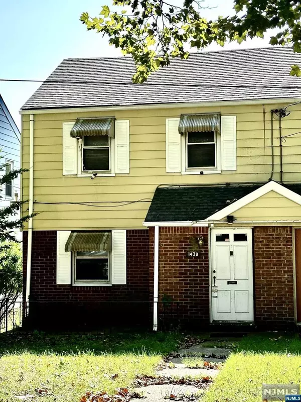 Teaneck, NJ 07666,1439 Nelden RD