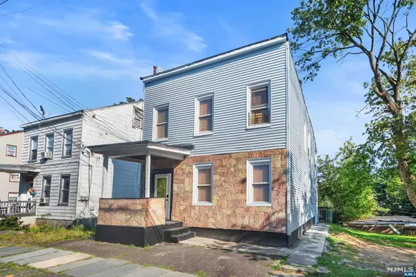 8-10 N 3rd ST, Paterson, NJ 07522