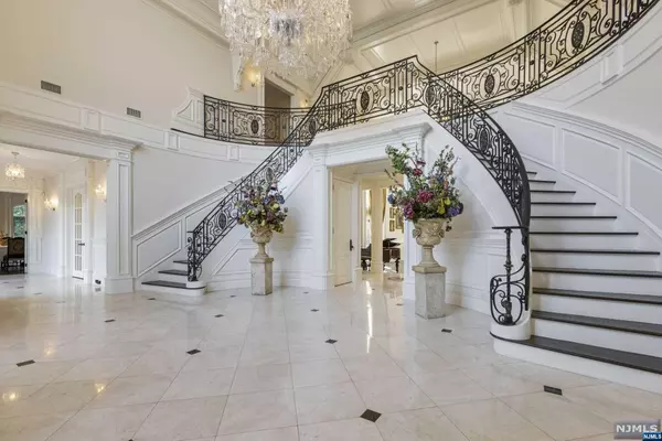 Saddle River, NJ 07458,51 Chestnut Ridge RD