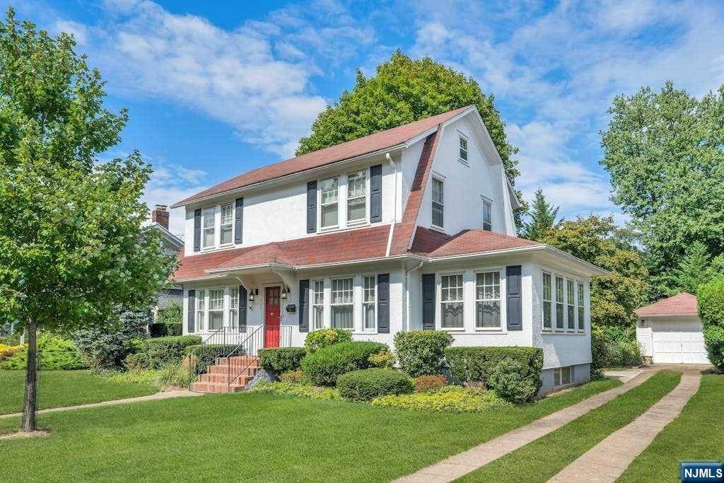 Ridgewood, NJ 07450,169 Spencer PL