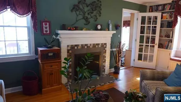 River Edge, NJ 07661,176 Voorhis AVE