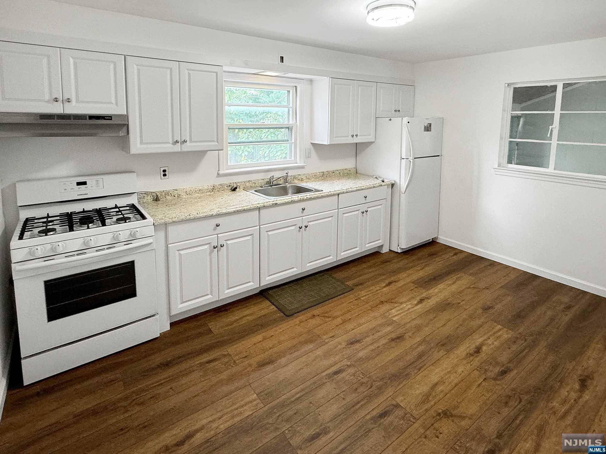 Fair Lawn, NJ 07410,3-35 28th ST