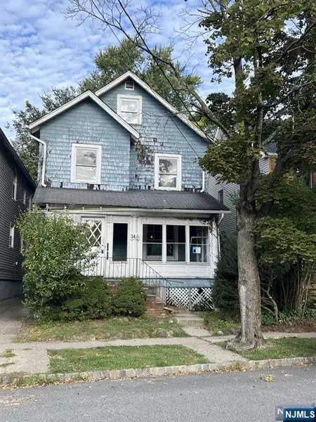 34 1/2 Central, Montclair, NJ 07042