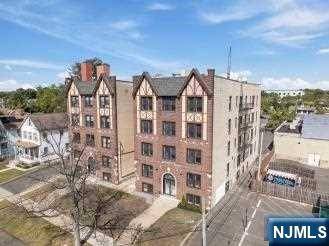 118 W 2nd AVE #14, Roselle, NJ 07203