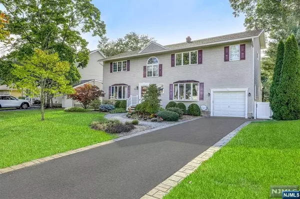 Glen Rock, NJ 07452,830 Harristown RD