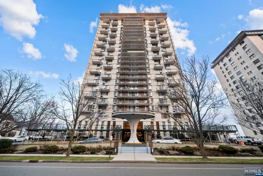 160 Overlook #24, NJ 07601