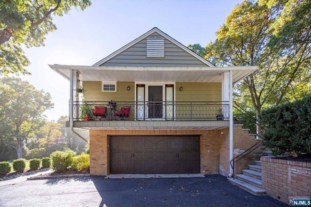 North Haledon, NJ 07508,63 Grandview DR