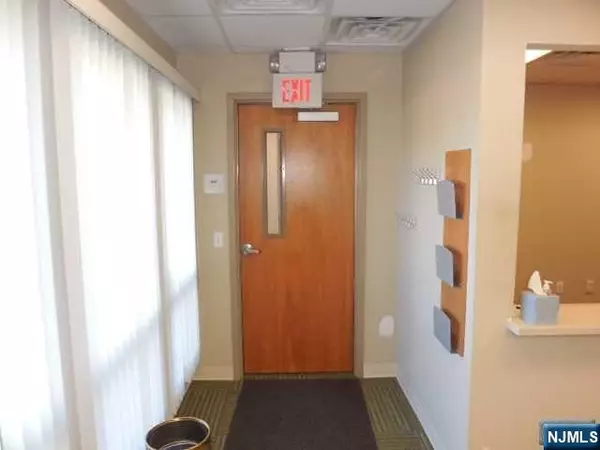 Butler Borough, NJ 07405,1395 Rt 23