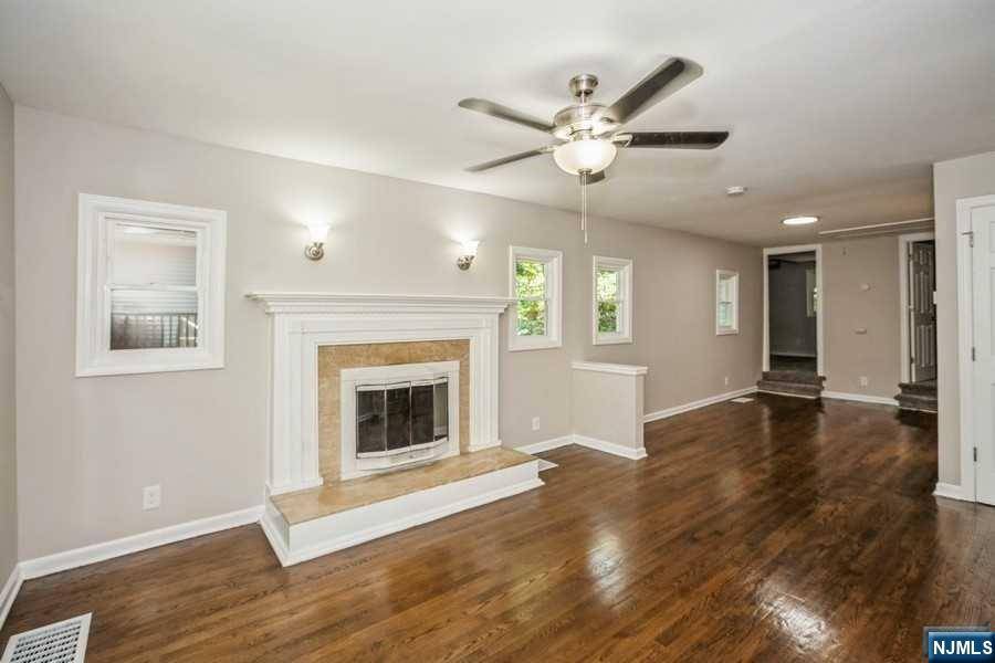 Bloomingdale, NJ 07403,14 South RD