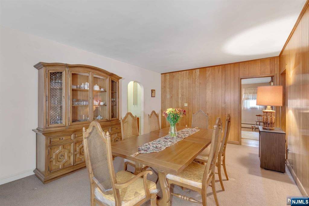 Oradell, NJ 07649,775 Austin AVE