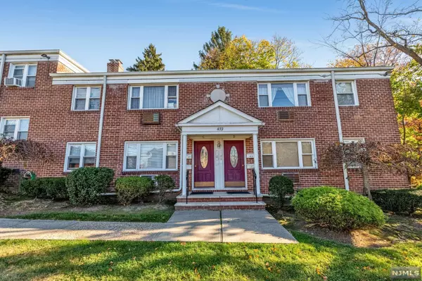 Leonia, NJ 07605,439 Grand #2D