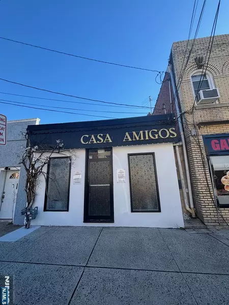 222 Macarthur AVE, Garfield, NJ 07026