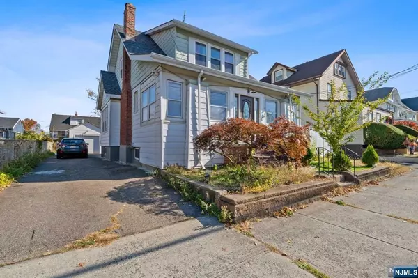 32-34 Arlington AVE, Paterson, NJ 07502