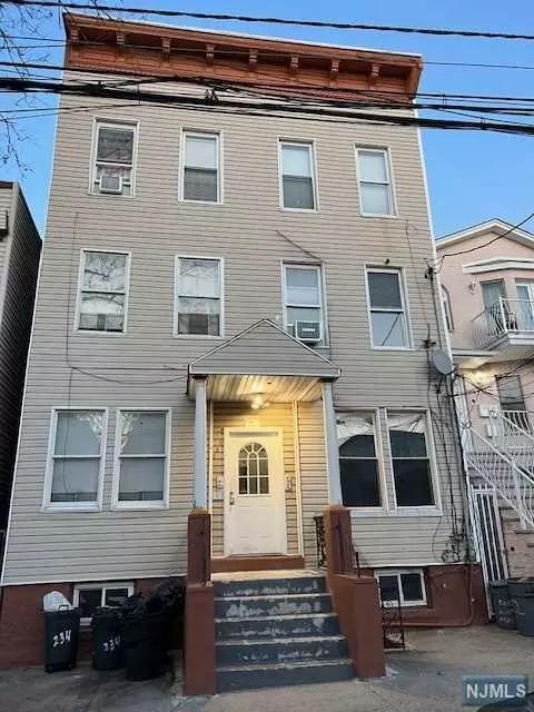 234 Linden, NJ 07305