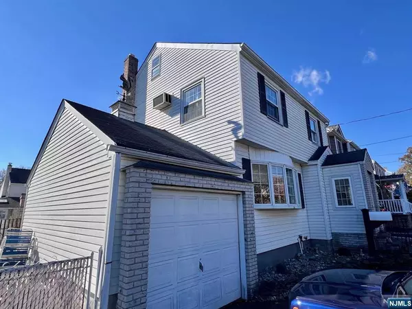 Nutley, NJ 07110,3 White TER