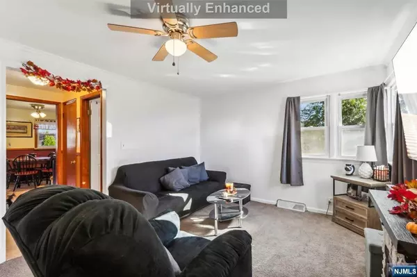 Manville, NJ 08835,34 N 15th AVE