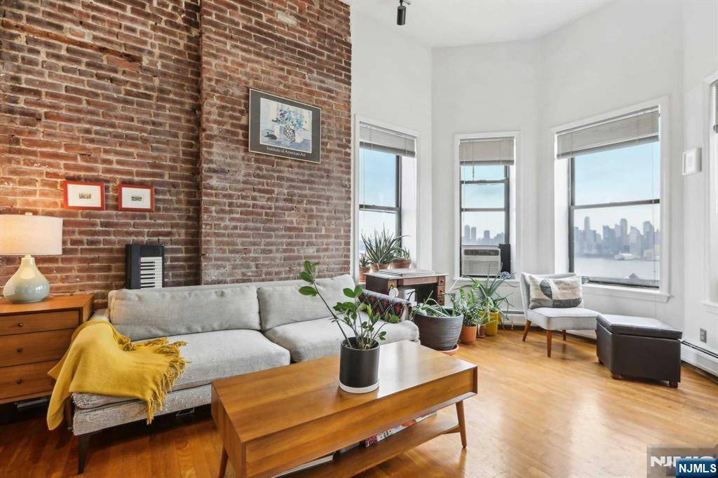 963-965 Boulevard East #4-1, Weehawken, NJ 07086