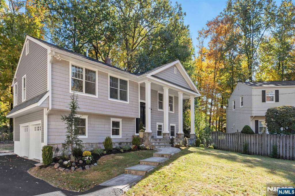 Livingston, NJ 07039,14 Millbrook CT