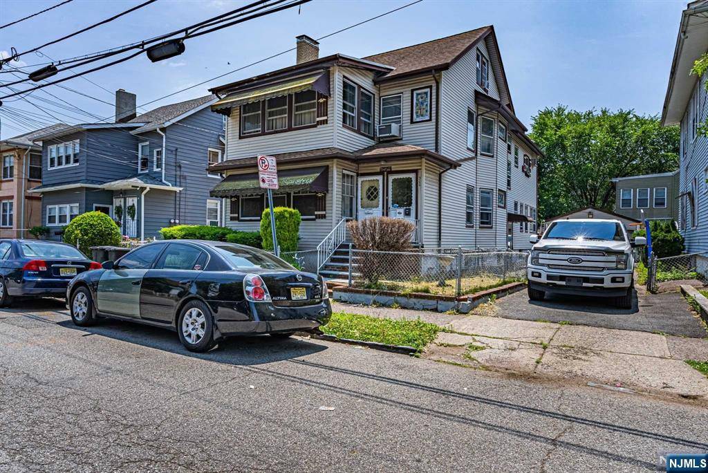 300-302 17th AVE, Paterson, NJ 07504