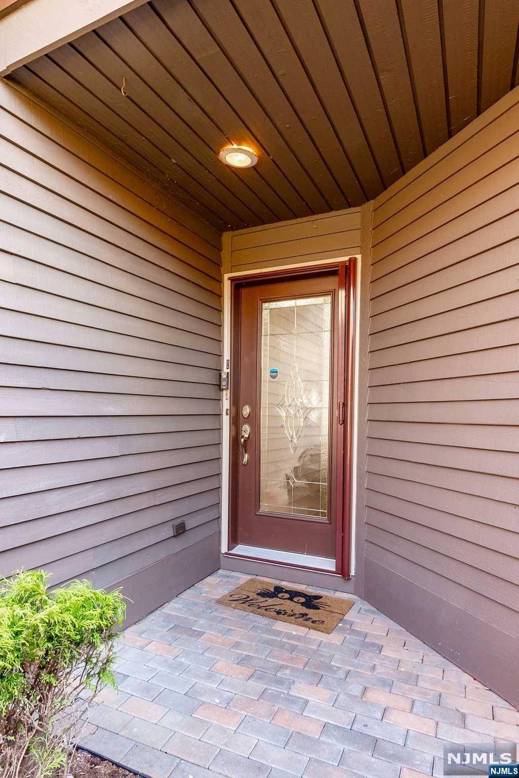 Mahwah, NJ 07430,13 S Bayard LN