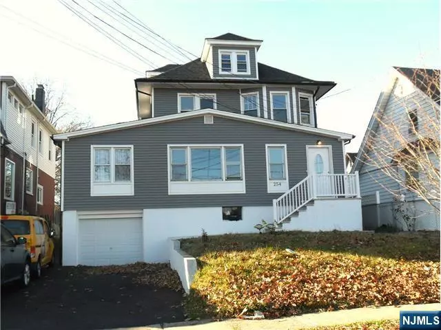 Ridgefield Park, NJ 07660,254 Euclid AVE
