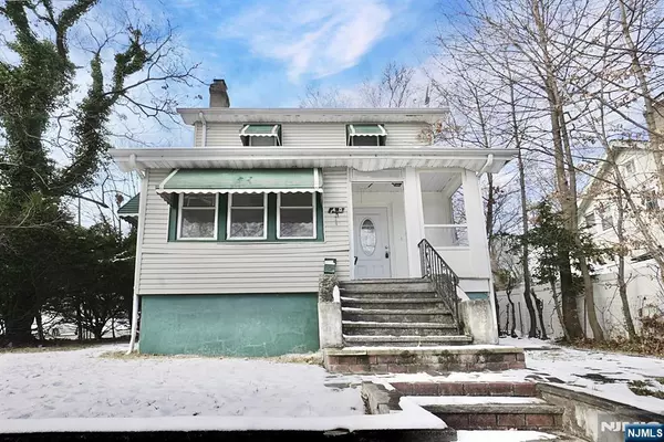 1470 Gaylord TER, Teaneck, NJ 07666