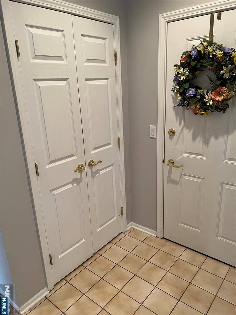 West Milford, NJ 07480,6409 Richmond RD #409