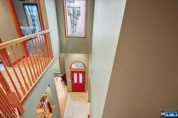 Mendham Township, NJ 07945,8A Old Brookside RD