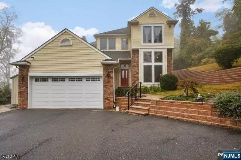 8A Old Brookside RD, Mendham Township, NJ 07945