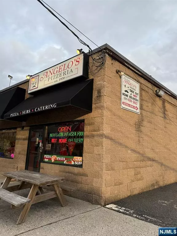 Bogota, NJ 07603,115 Queen Anne RD